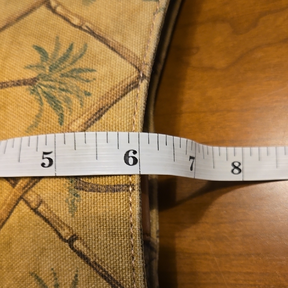 Fossil Brand Palm Tree Patterned Tan Shoulder Bag. - Picture 12 of 14